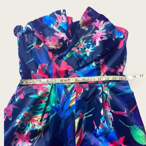 😍 Stunning Romper Tropical Floral Print Photoshoot Perfect 🤩 - Picture 8 of 8